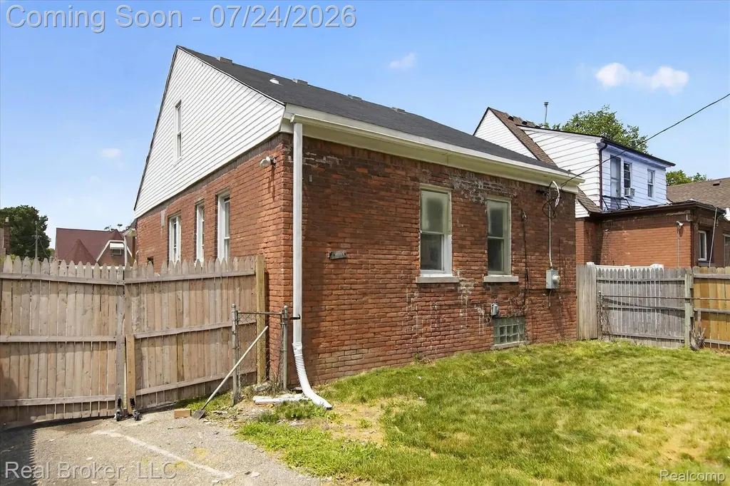 9558 Mark Twain Street Detroit City MI 48227