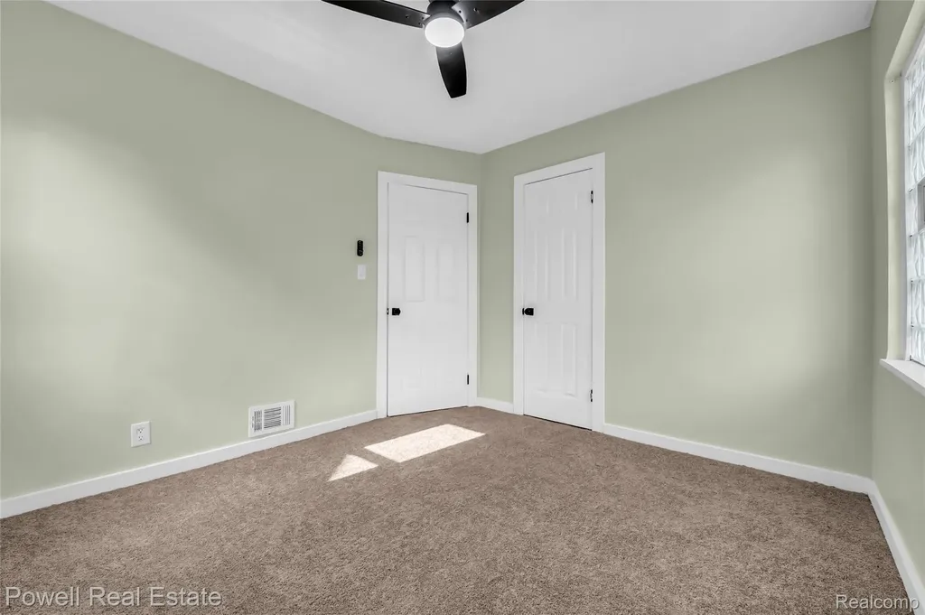 22482 W Mcnichols Road Detroit City MI 48219