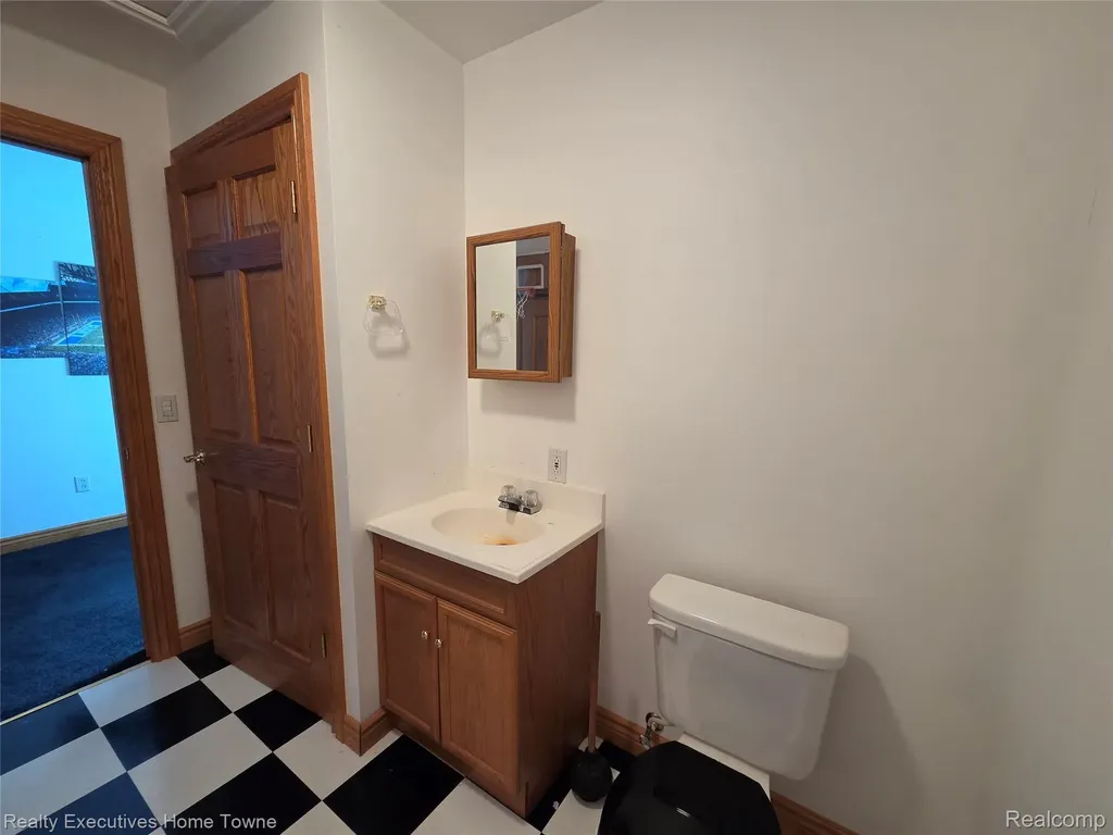 2715 Cash Road Watertown Township MI 48401