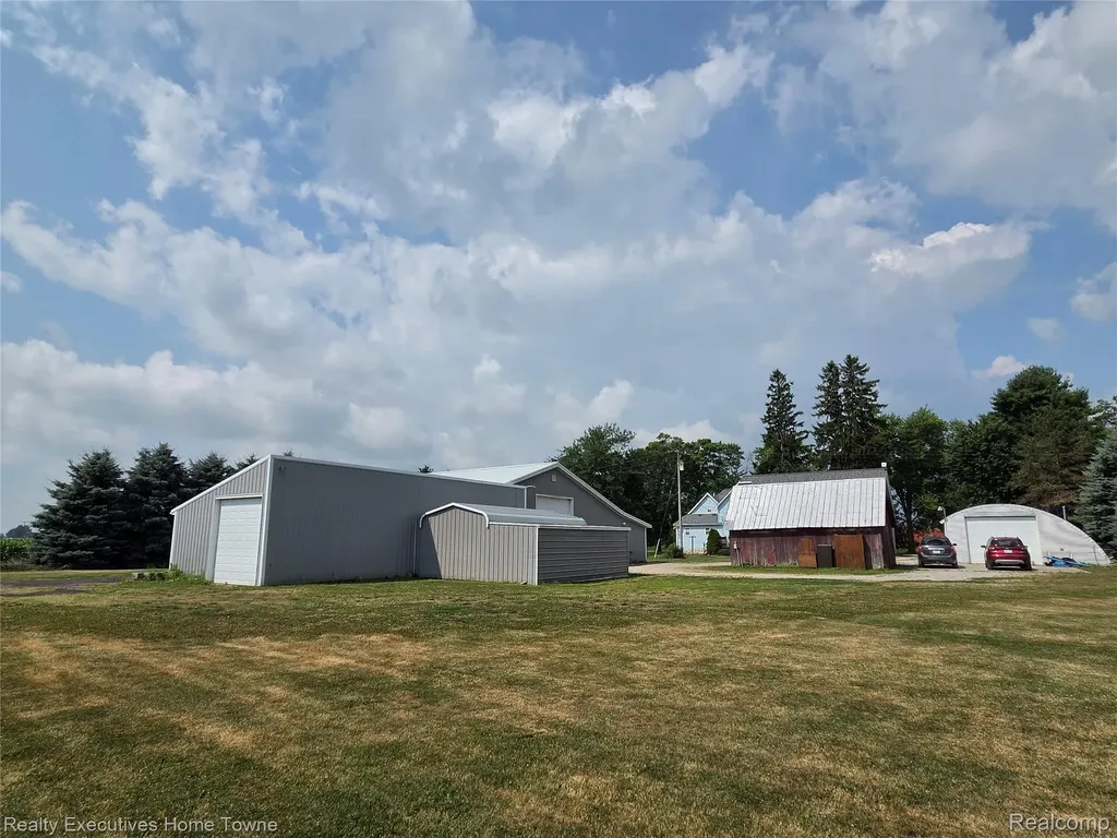 2715 Cash Road Watertown Township MI 48401