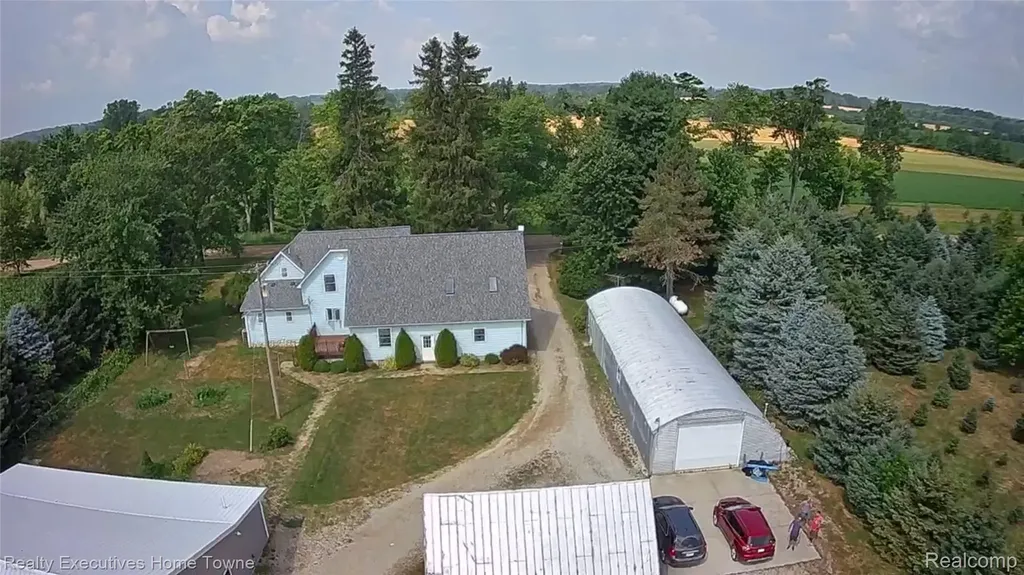 2715 Cash Road Watertown Township MI 48401