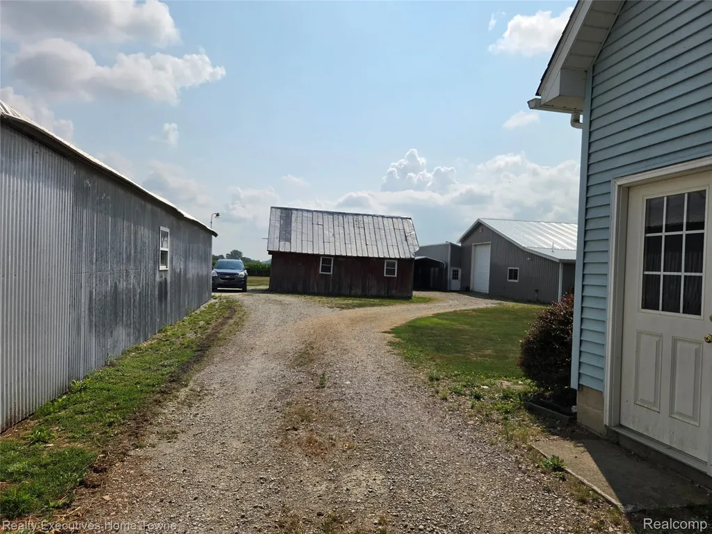2715 Cash Road Watertown Township MI 48401