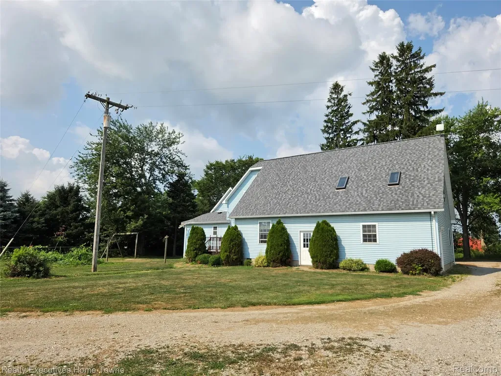 2715 Cash Road Watertown Township MI 48401