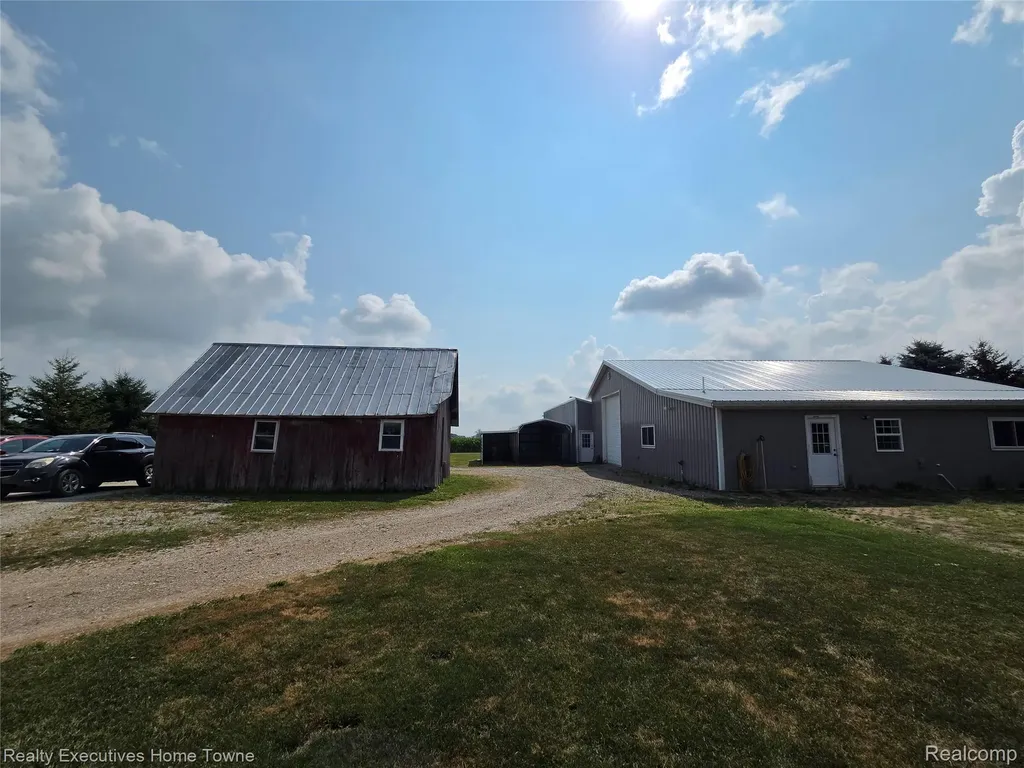 2715 Cash Road Watertown Township MI 48401