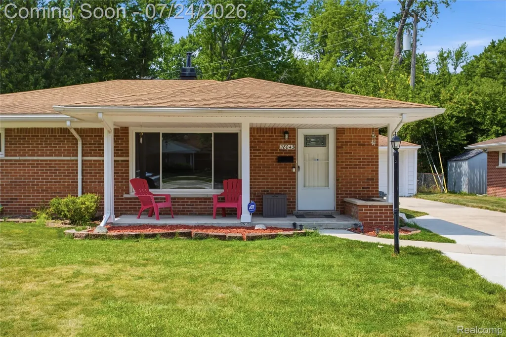 28043 Red Leaf Lane Southfield City MI 48076