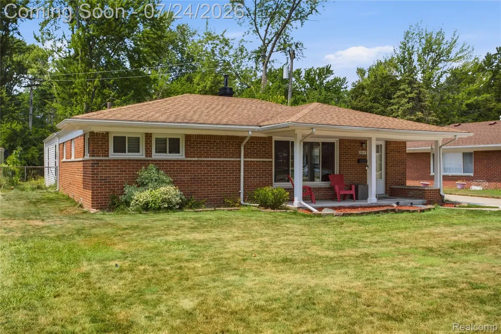 28043 Red Leaf Lane Southfield City MI 48076