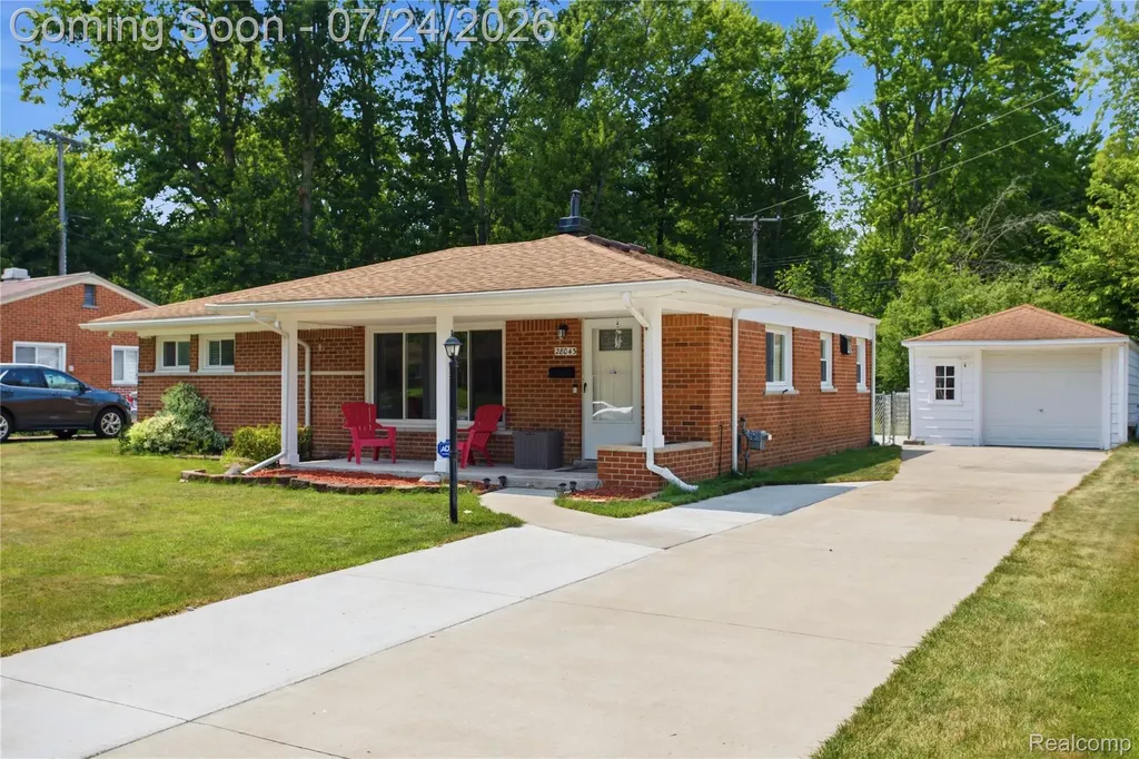 28043 Red Leaf Lane Southfield City MI 48076