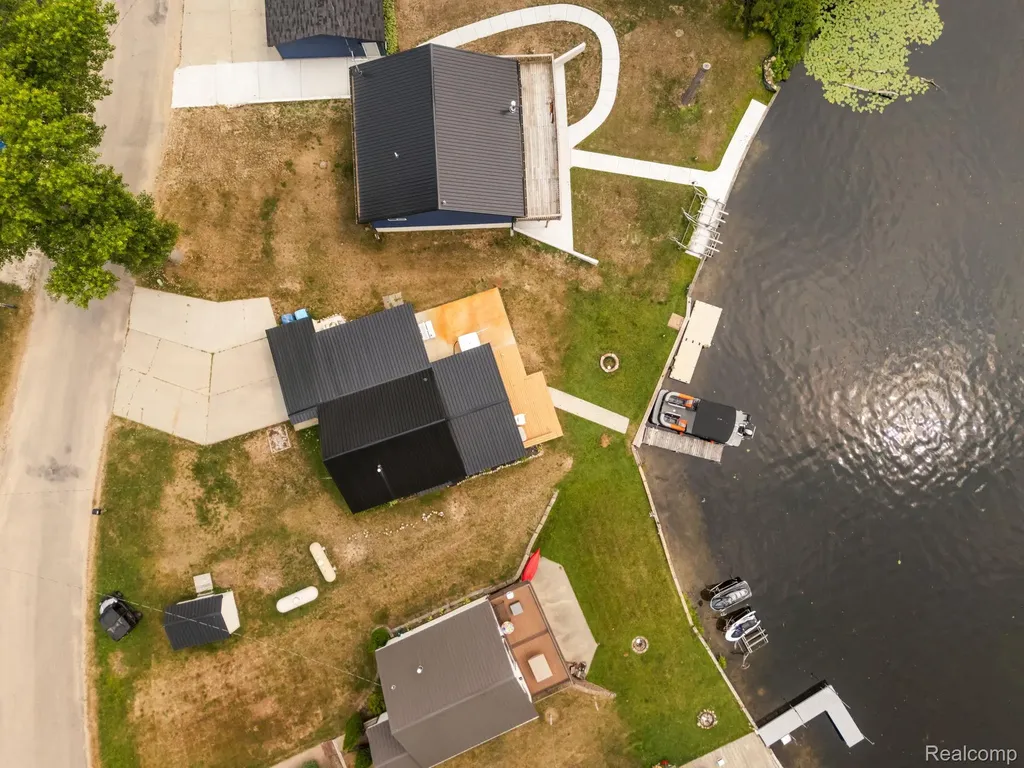 6559 Circle Drive Hamilton Township MI 48625
