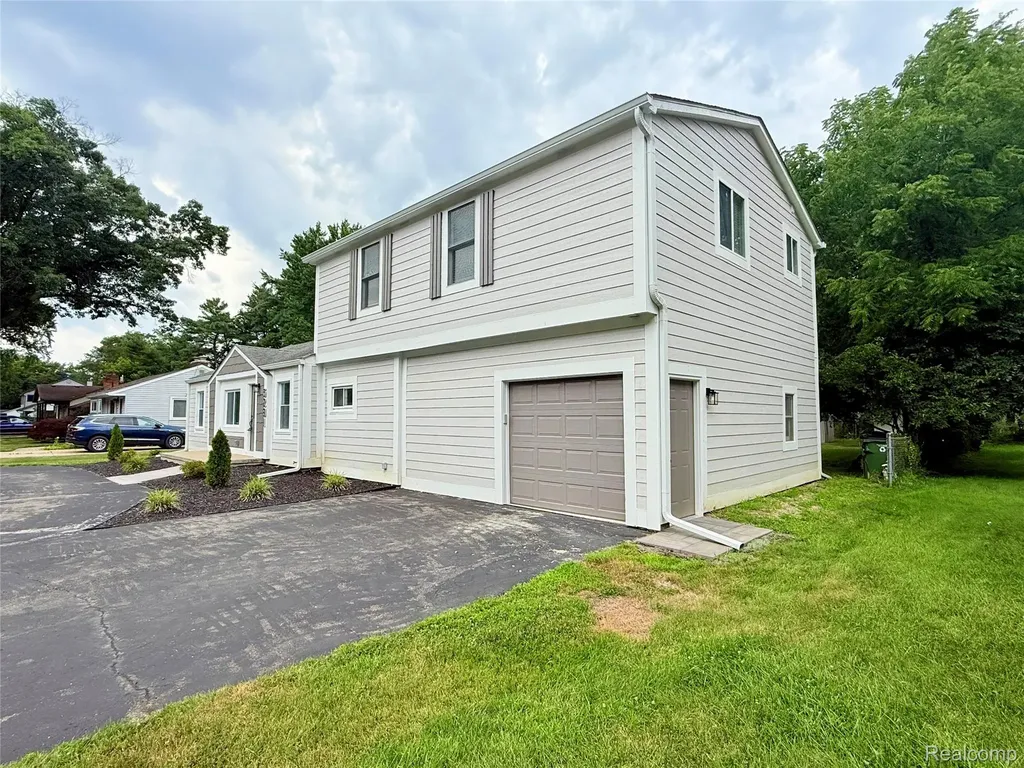 5281 Wilby Street Shelby Charter Township MI 48317