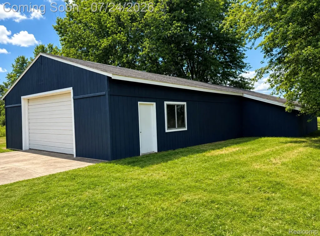 12320 N Holly Road Holly Township MI 48442