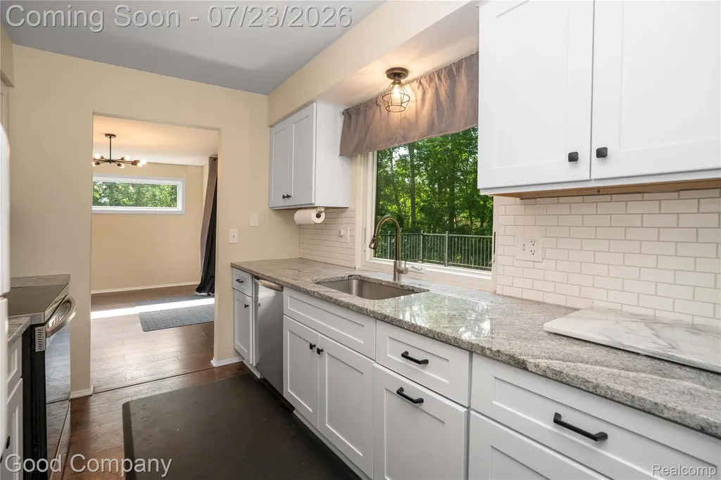 2783 Angelus Circle Waterford Charter Township MI 48329