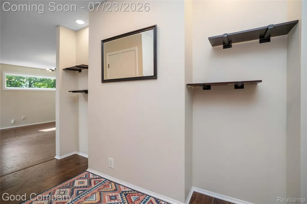 2783 Angelus Circle Waterford Charter Township MI 48329