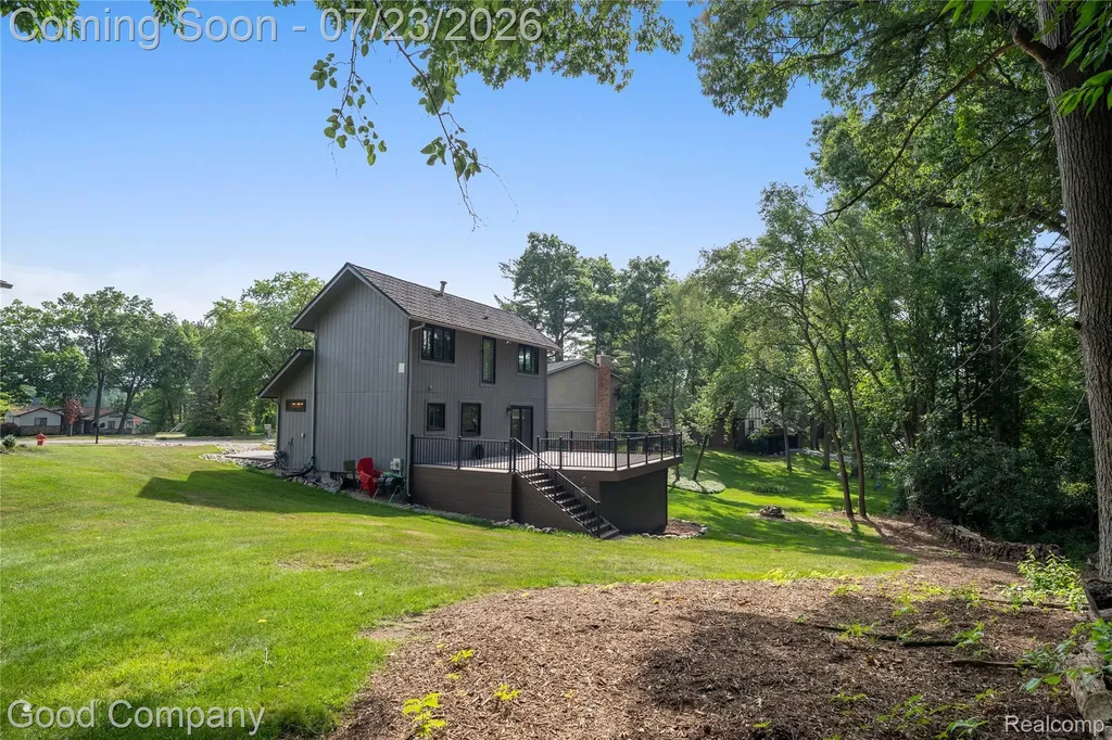 2783 Angelus Circle Waterford Charter Township MI 48329