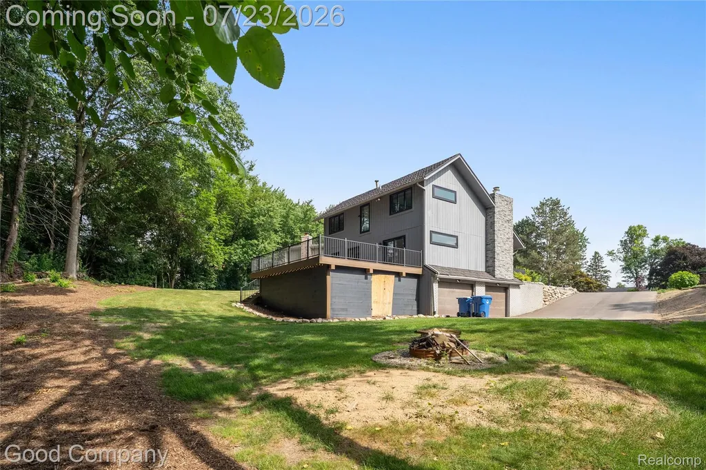2783 Angelus Circle Waterford Charter Township MI 48329