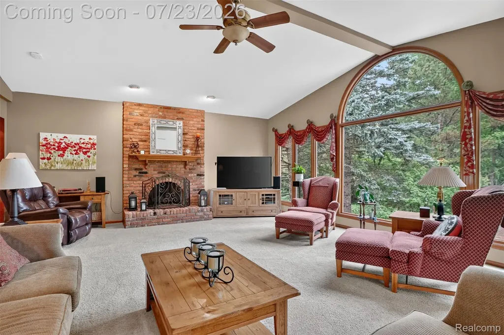 4187 Penrose Drive Troy City MI 48098