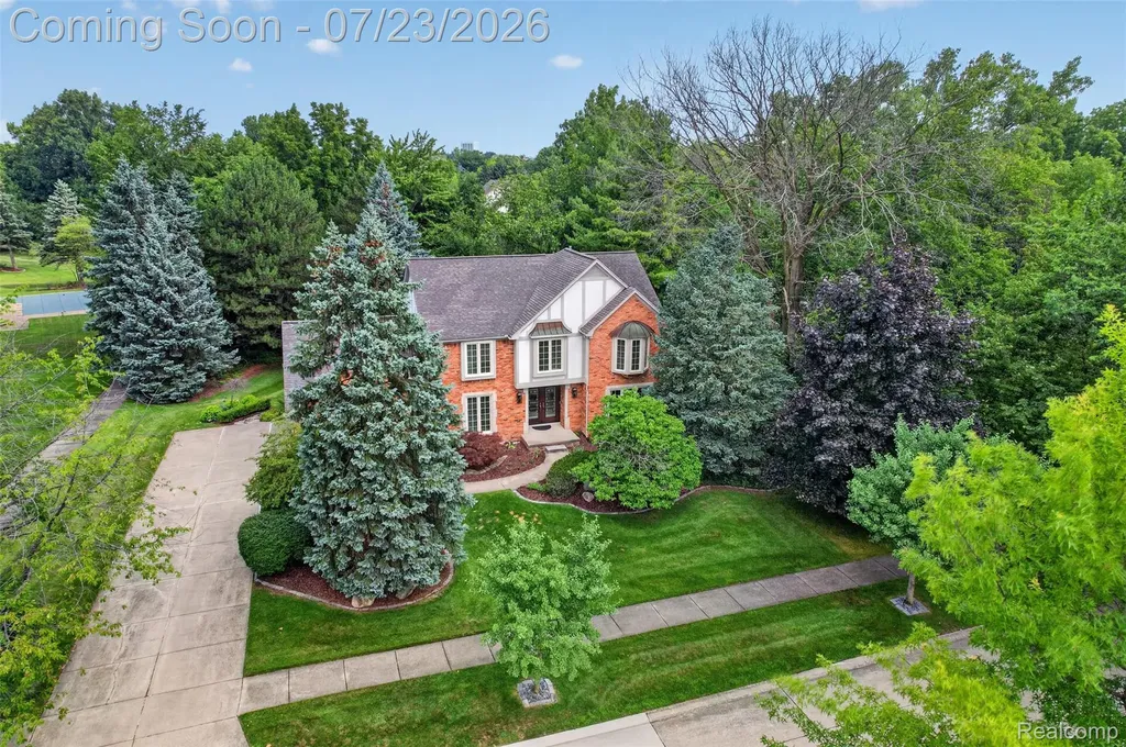 4187 Penrose Drive Troy City MI 48098