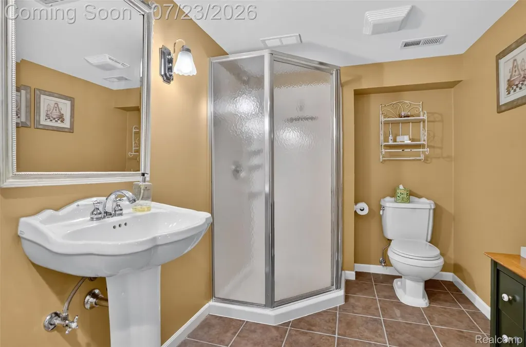4187 Penrose Drive Troy City MI 48098