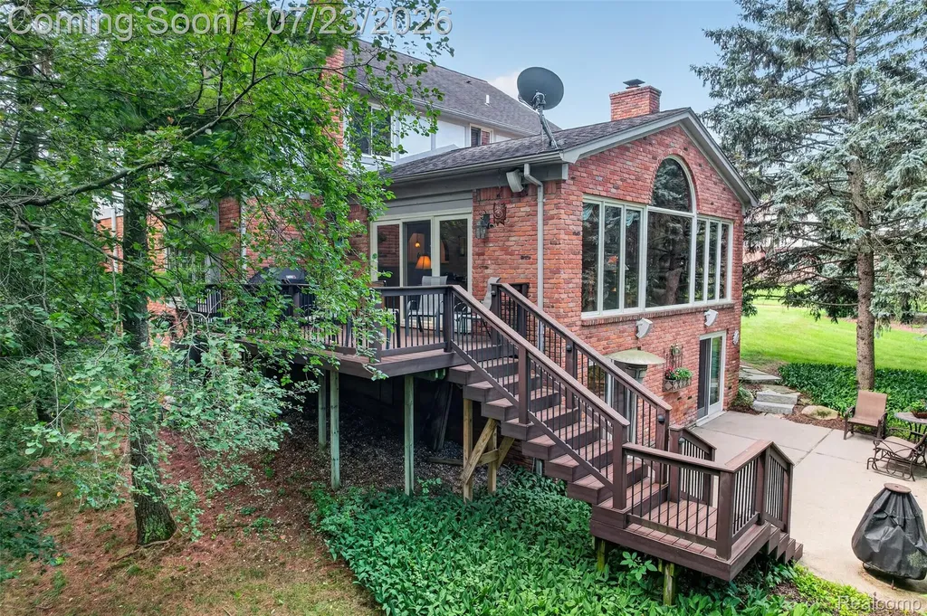 4187 Penrose Drive Troy City MI 48098