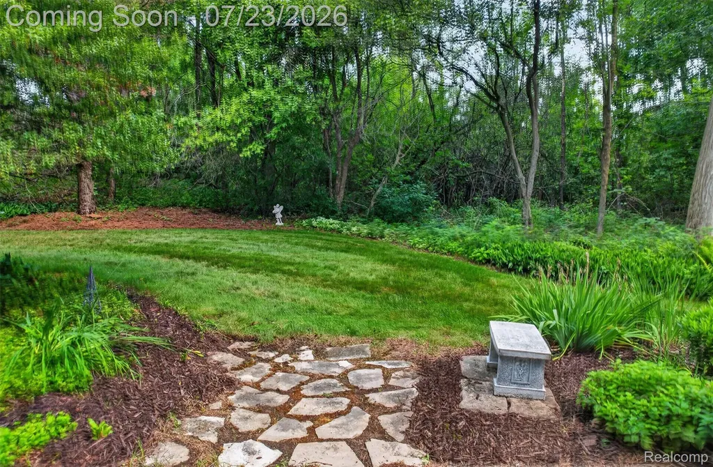 4187 Penrose Drive Troy City MI 48098