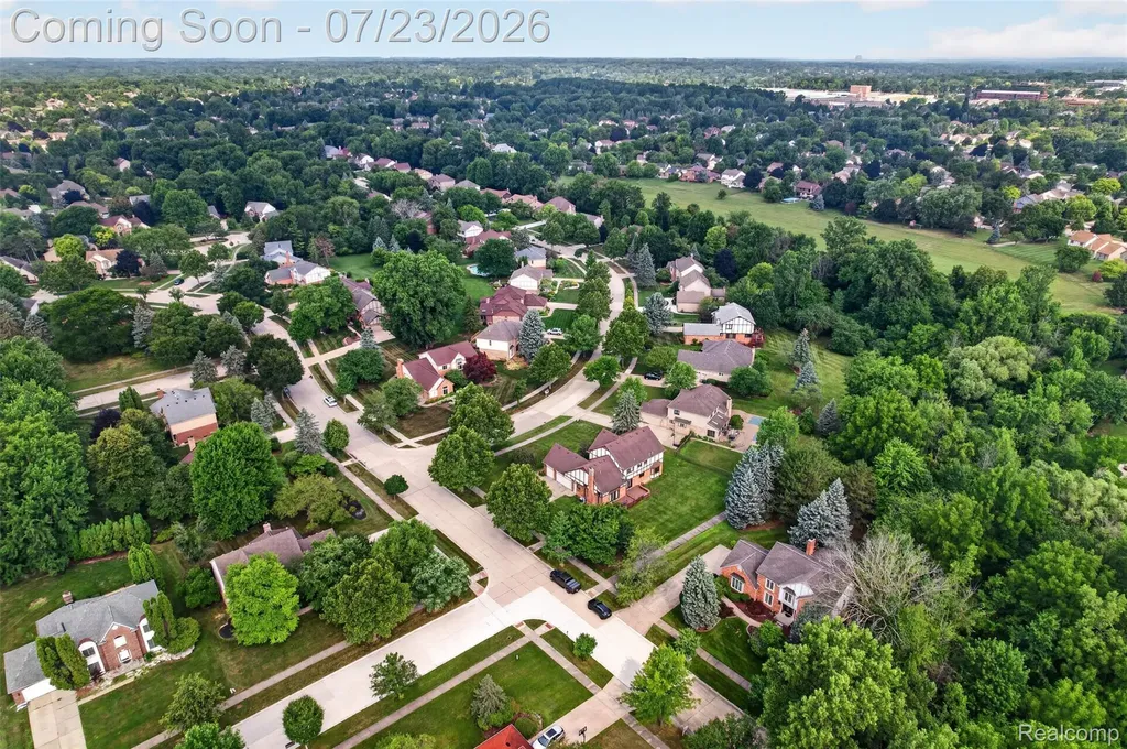 4187 Penrose Drive Troy City MI 48098