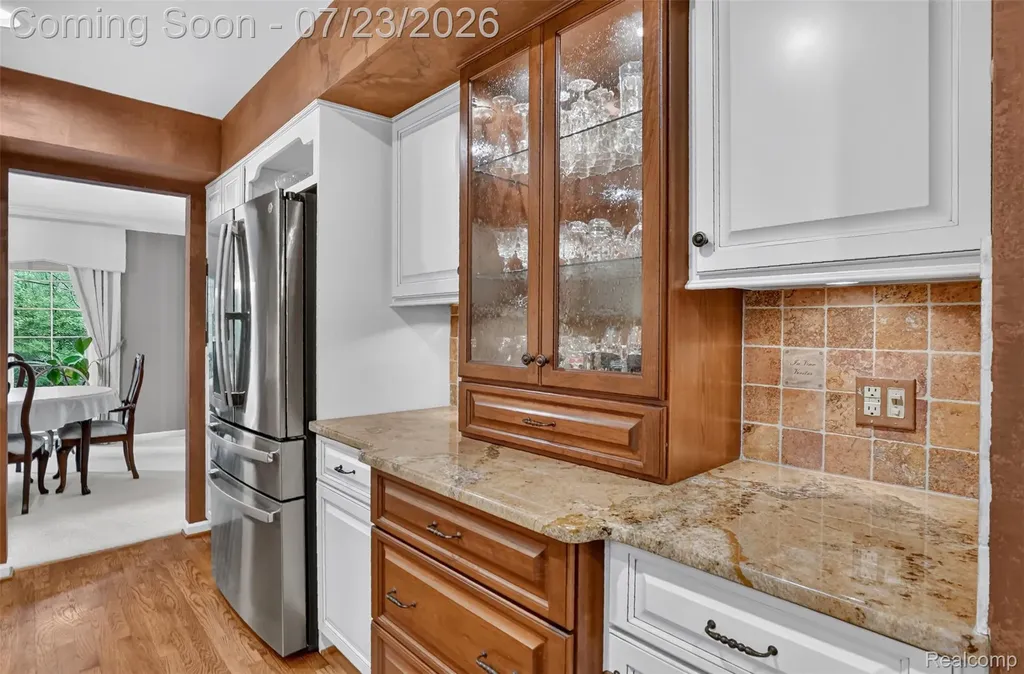 4187 Penrose Drive Troy City MI 48098