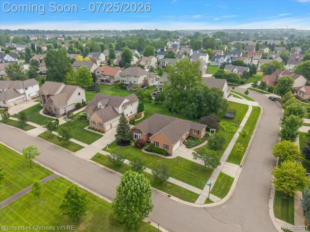 903 Westlake Avenue Oxford Charter Township MI 48371