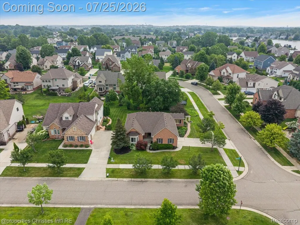 903 Westlake Avenue Oxford Charter Township MI 48371
