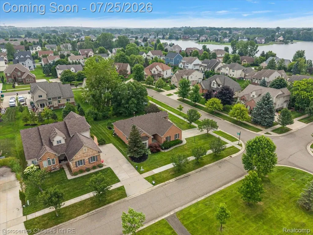 903 Westlake Avenue Oxford Charter Township MI 48371
