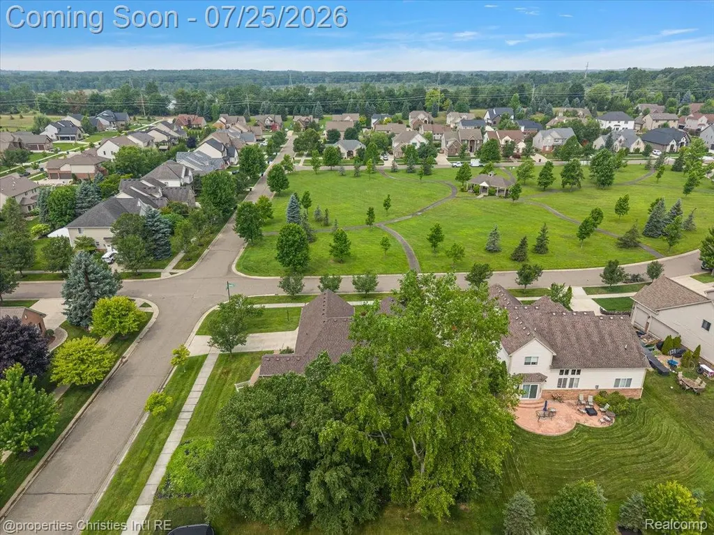 903 Westlake Avenue Oxford Charter Township MI 48371