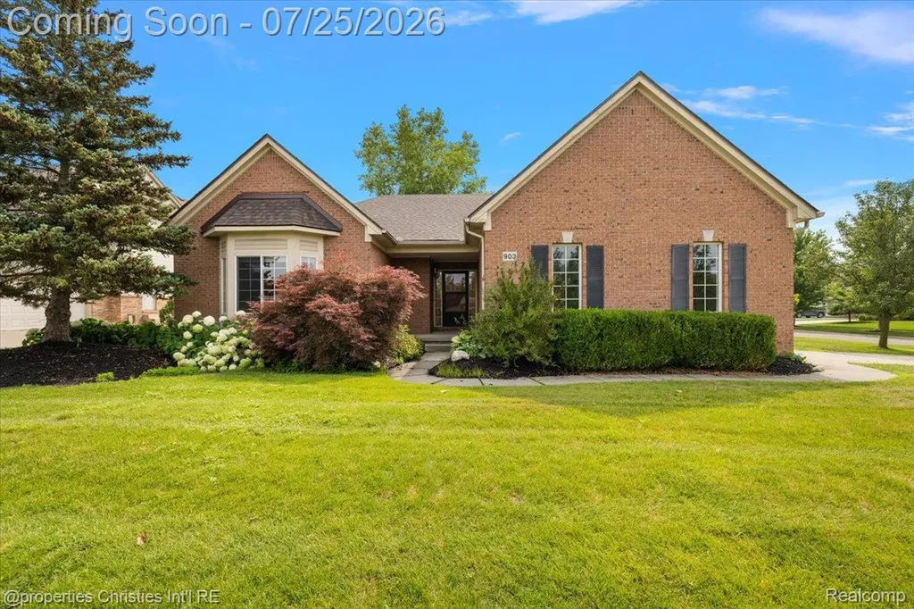903 Westlake Avenue Oxford Charter Township MI 48371