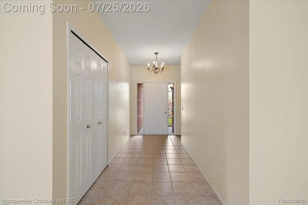 903 Westlake Avenue Oxford Charter Township MI 48371