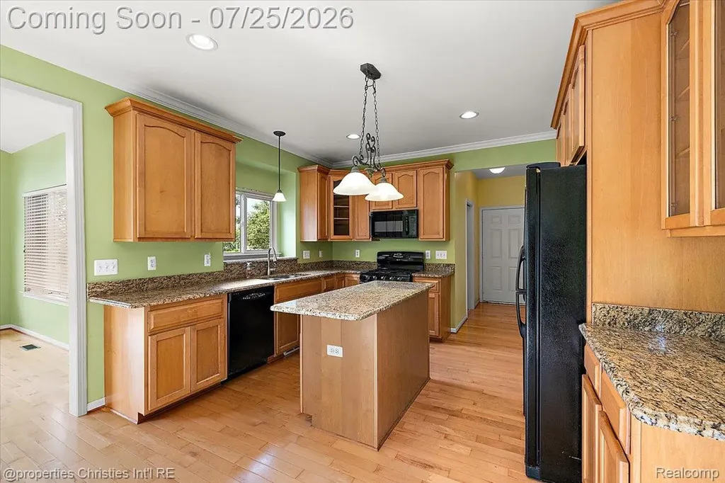 903 Westlake Avenue Oxford Charter Township MI 48371
