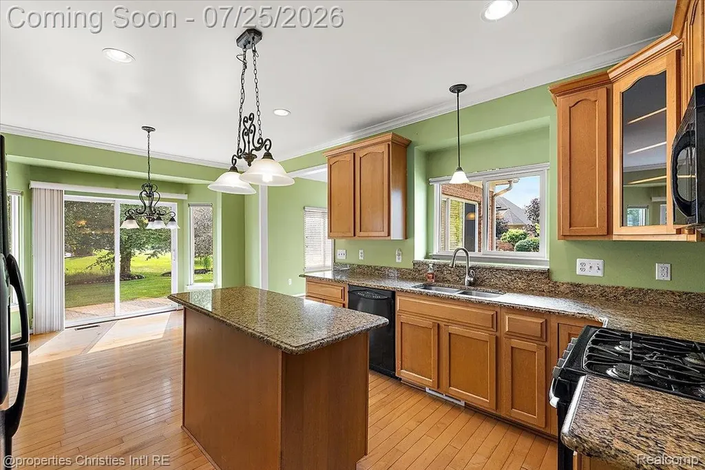 903 Westlake Avenue Oxford Charter Township MI 48371