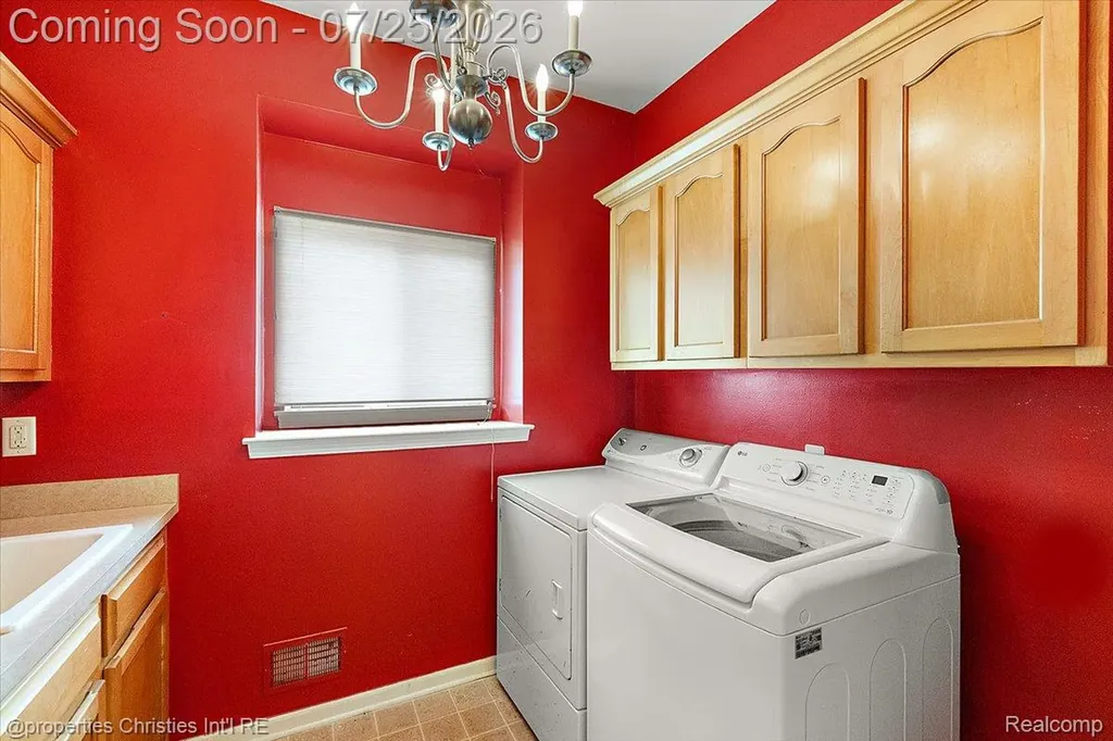 903 Westlake Avenue Oxford Charter Township MI 48371