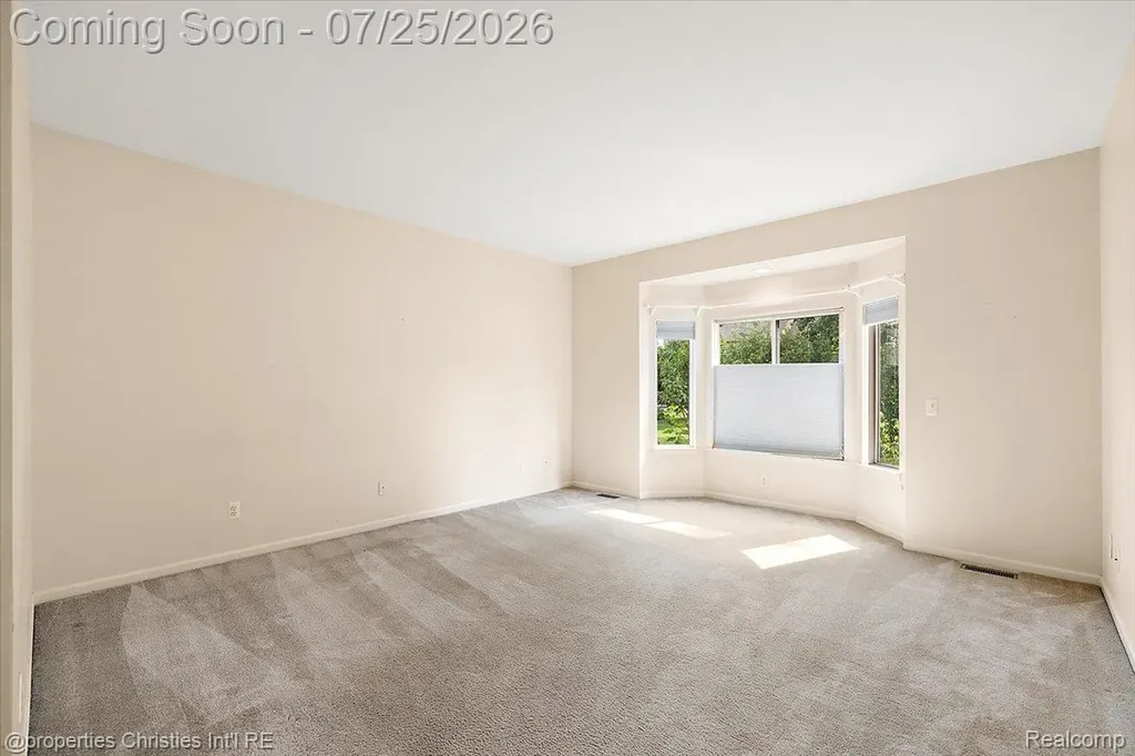 903 Westlake Avenue Oxford Charter Township MI 48371