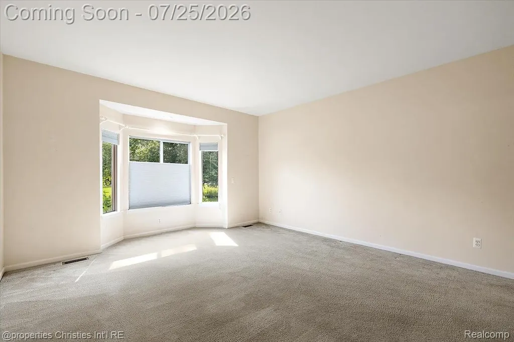 903 Westlake Avenue Oxford Charter Township MI 48371