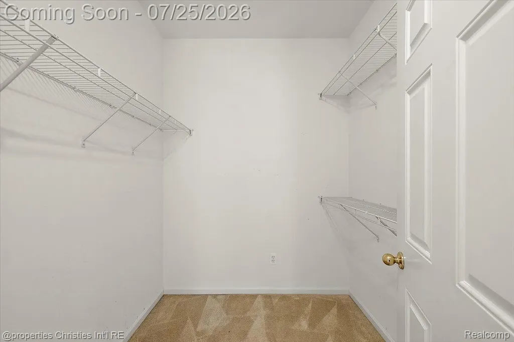 903 Westlake Avenue Oxford Charter Township MI 48371