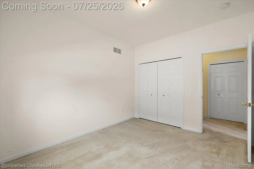 903 Westlake Avenue Oxford Charter Township MI 48371