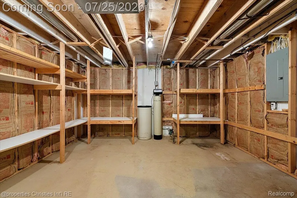 903 Westlake Avenue Oxford Charter Township MI 48371