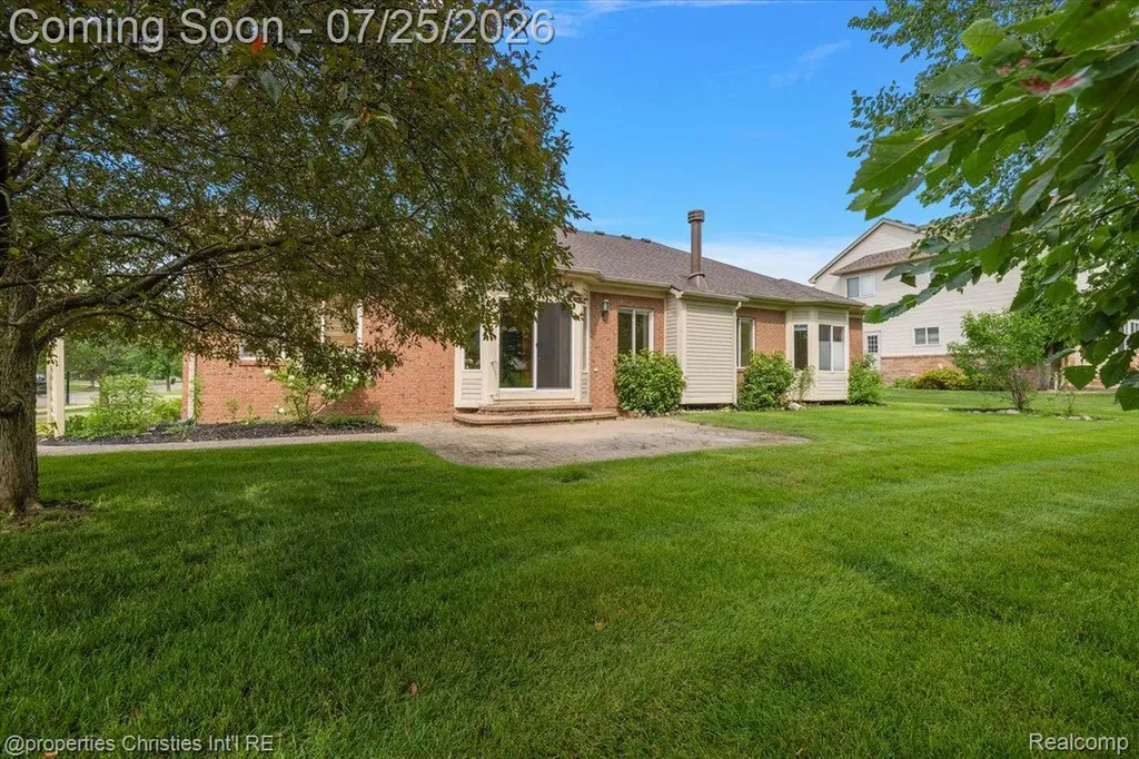 903 Westlake Avenue Oxford Charter Township MI 48371