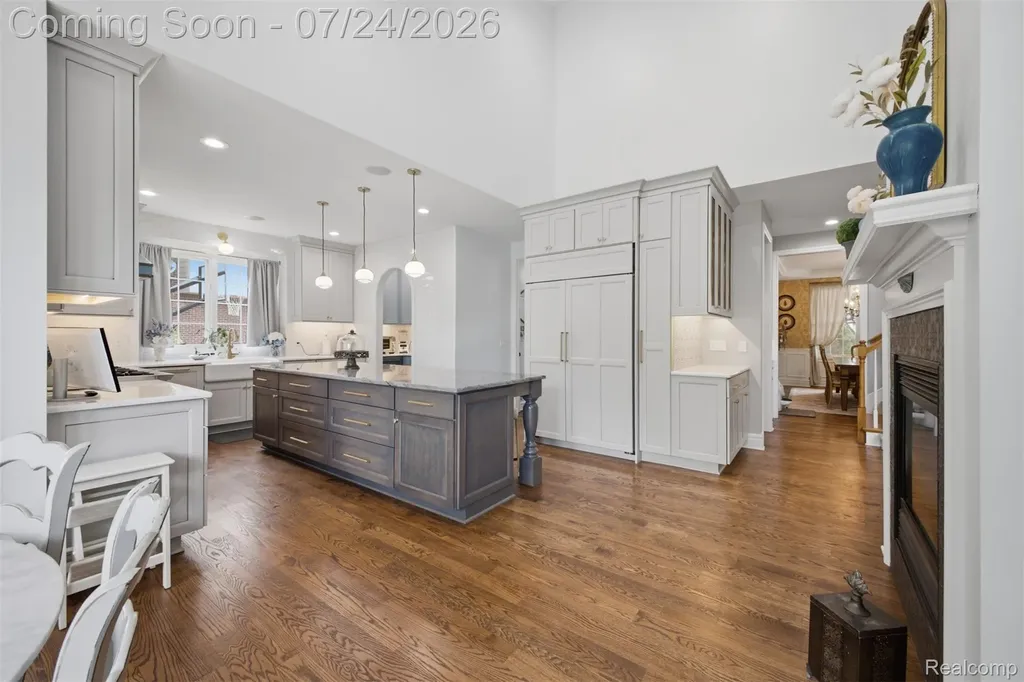 18199 Parkshore Drive Northville Township MI 48168