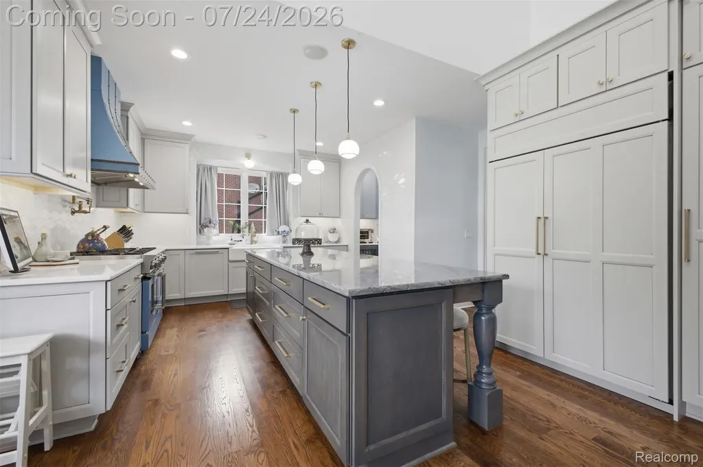 18199 Parkshore Drive Northville Township MI 48168