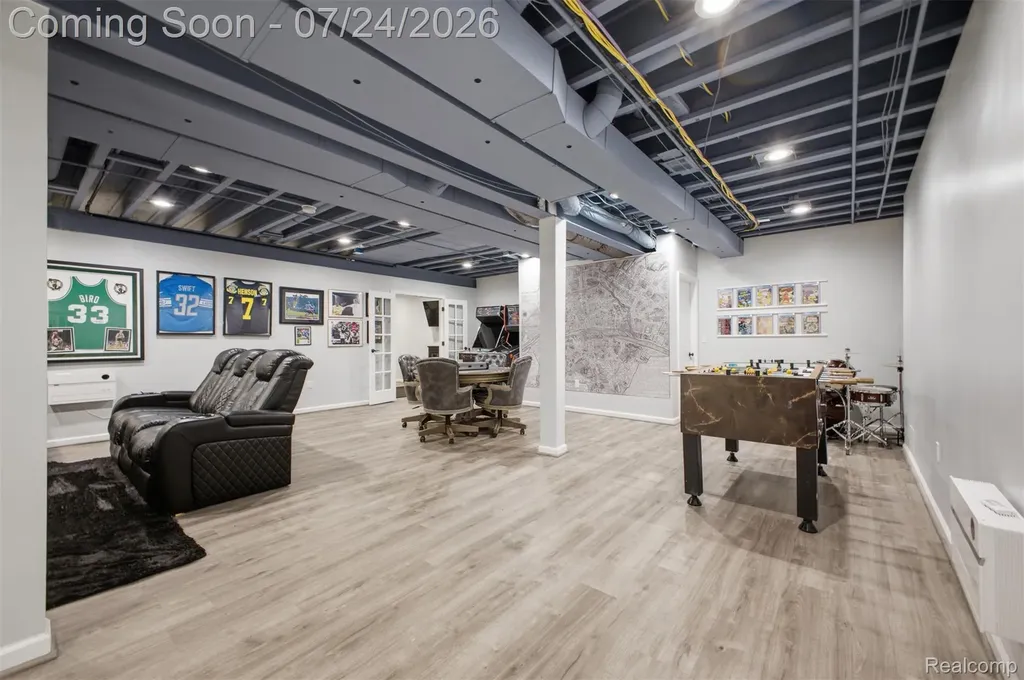 18199 Parkshore Drive Northville Township MI 48168