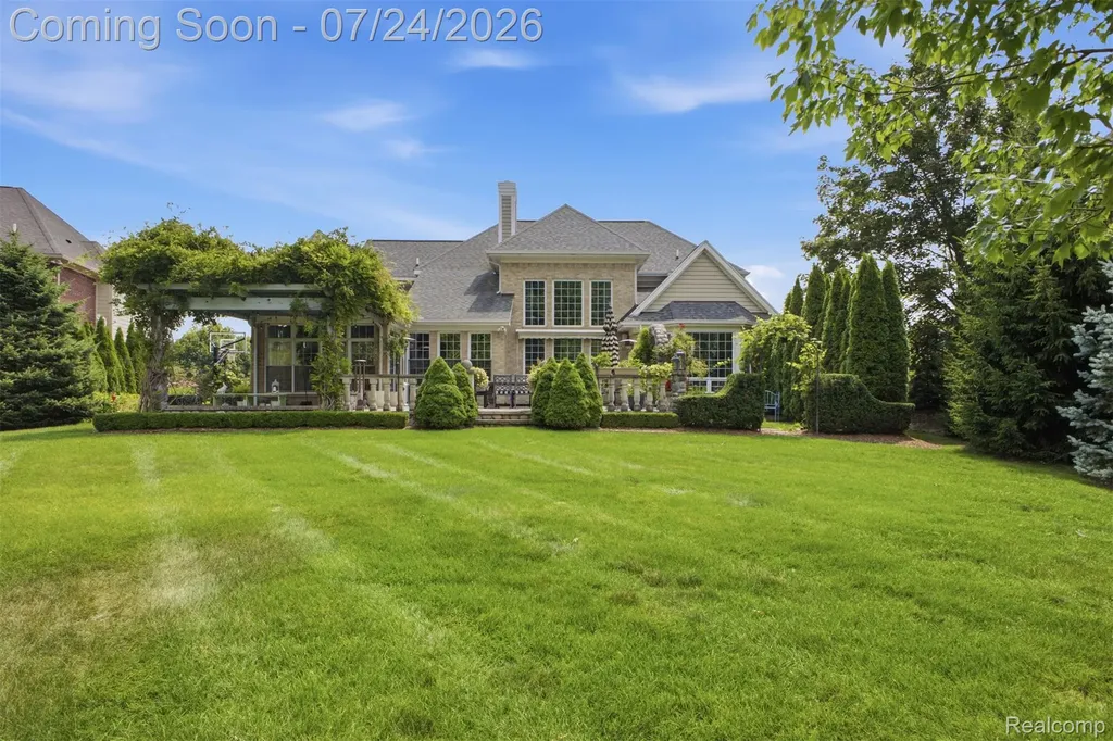 18199 Parkshore Drive Northville Township MI 48168