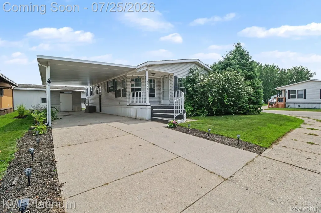 49454 Wisteria Court Shelby Charter Township MI 48315
