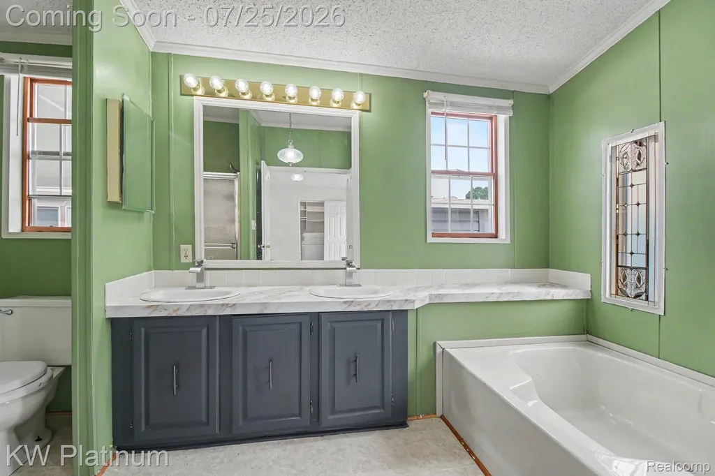 49454 Wisteria Court Shelby Charter Township MI 48315
