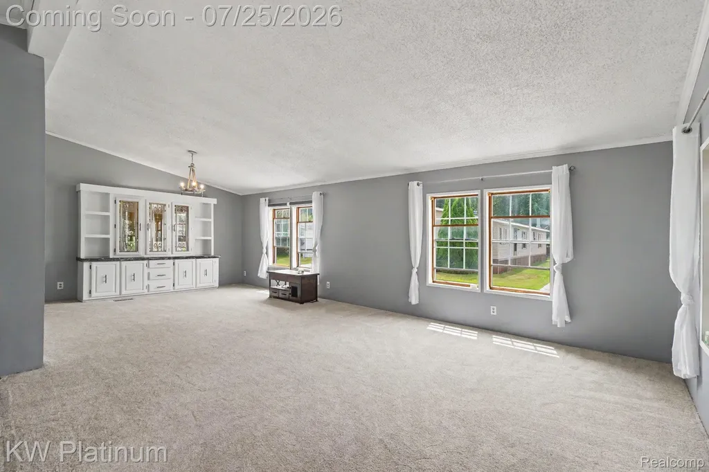 49454 Wisteria Court Shelby Charter Township MI 48315