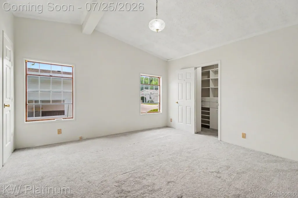 49454 Wisteria Court Shelby Charter Township MI 48315