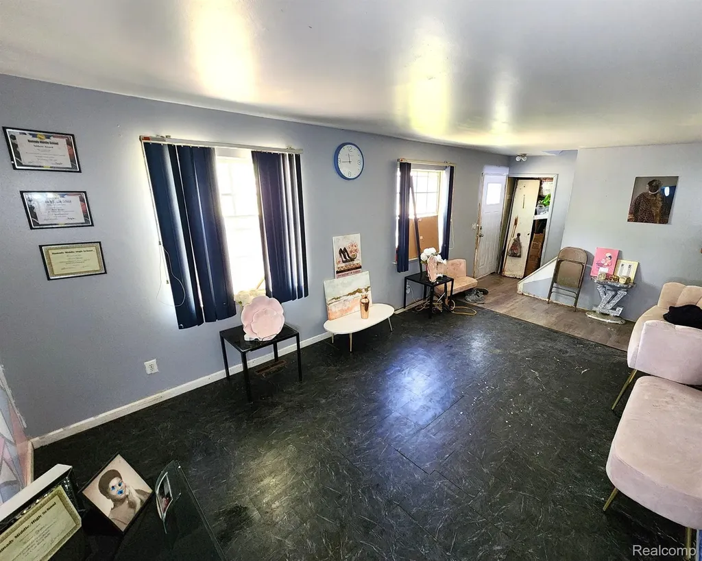 6813 Sally Court Flint City MI 48505