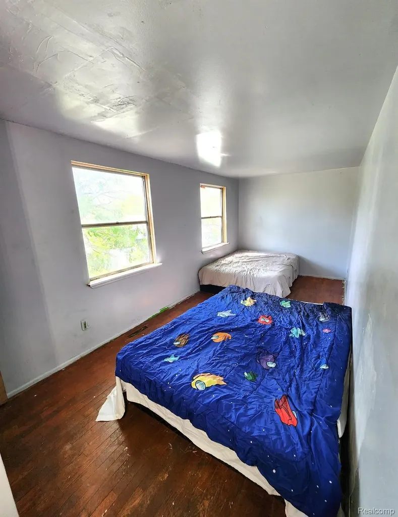 6813 Sally Court Flint City MI 48505
